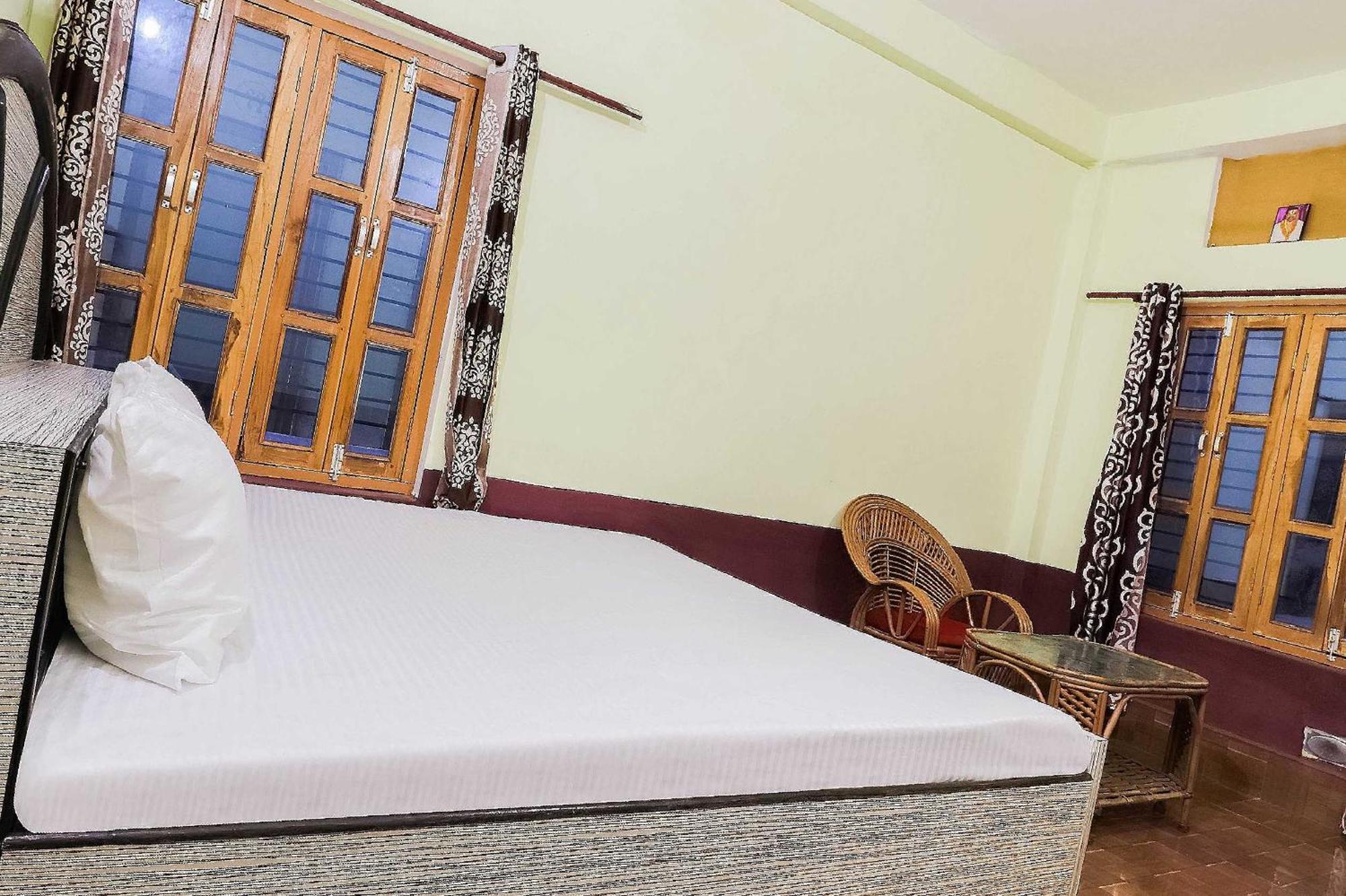Hotel O Jyotish House Ayodhya Extérieur photo