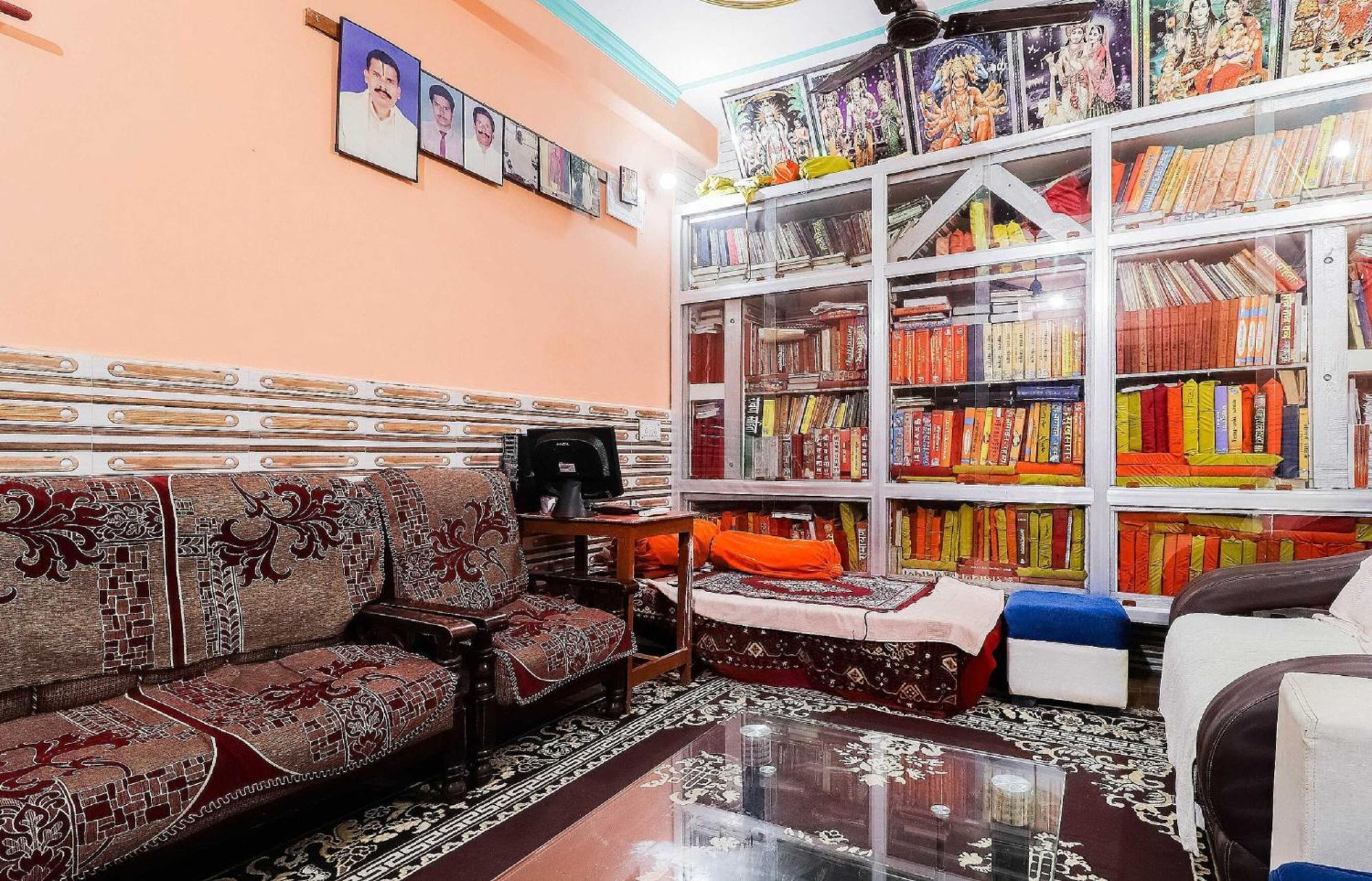 Hotel O Jyotish House Ayodhya Extérieur photo