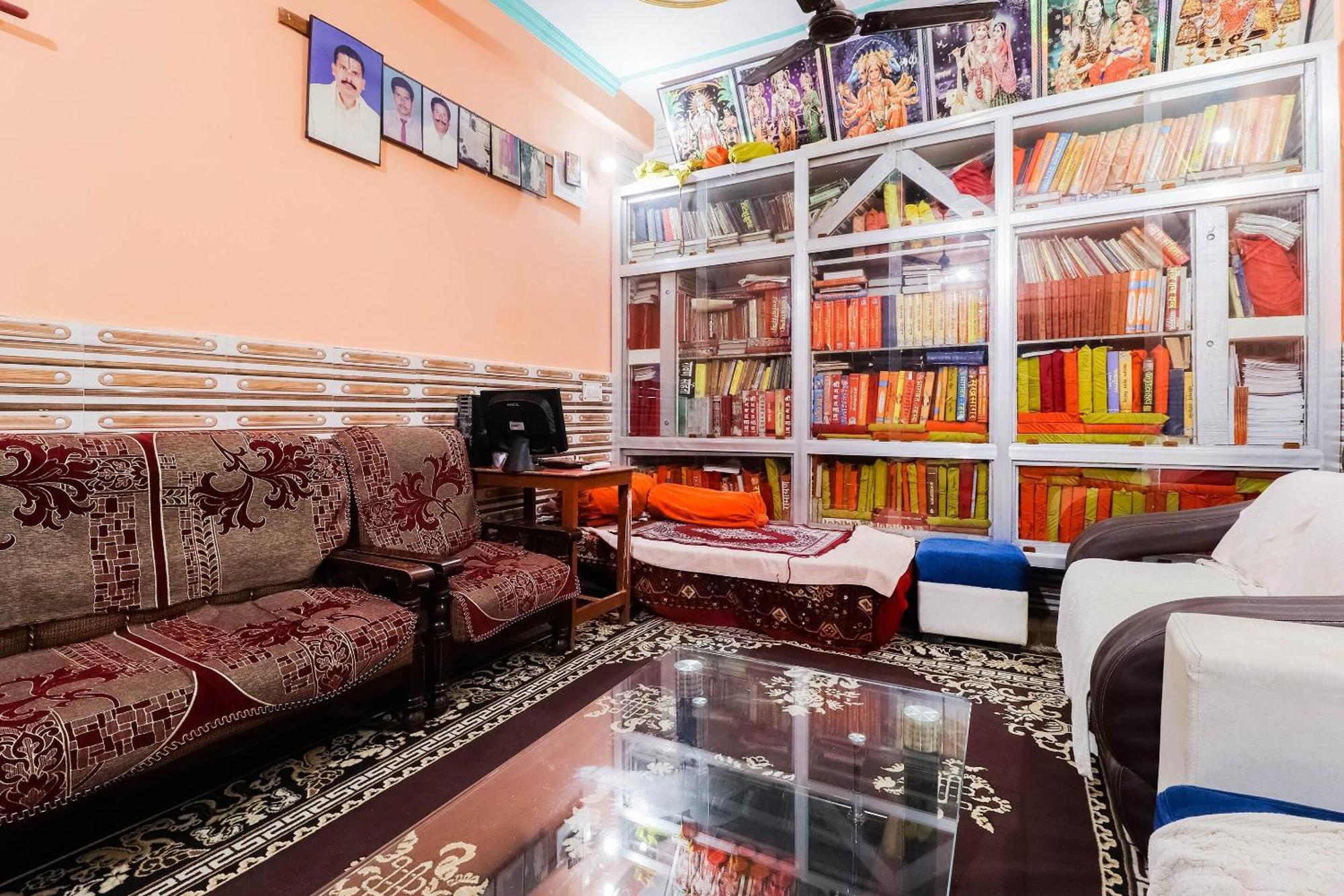 Hotel O Jyotish House Ayodhya Extérieur photo