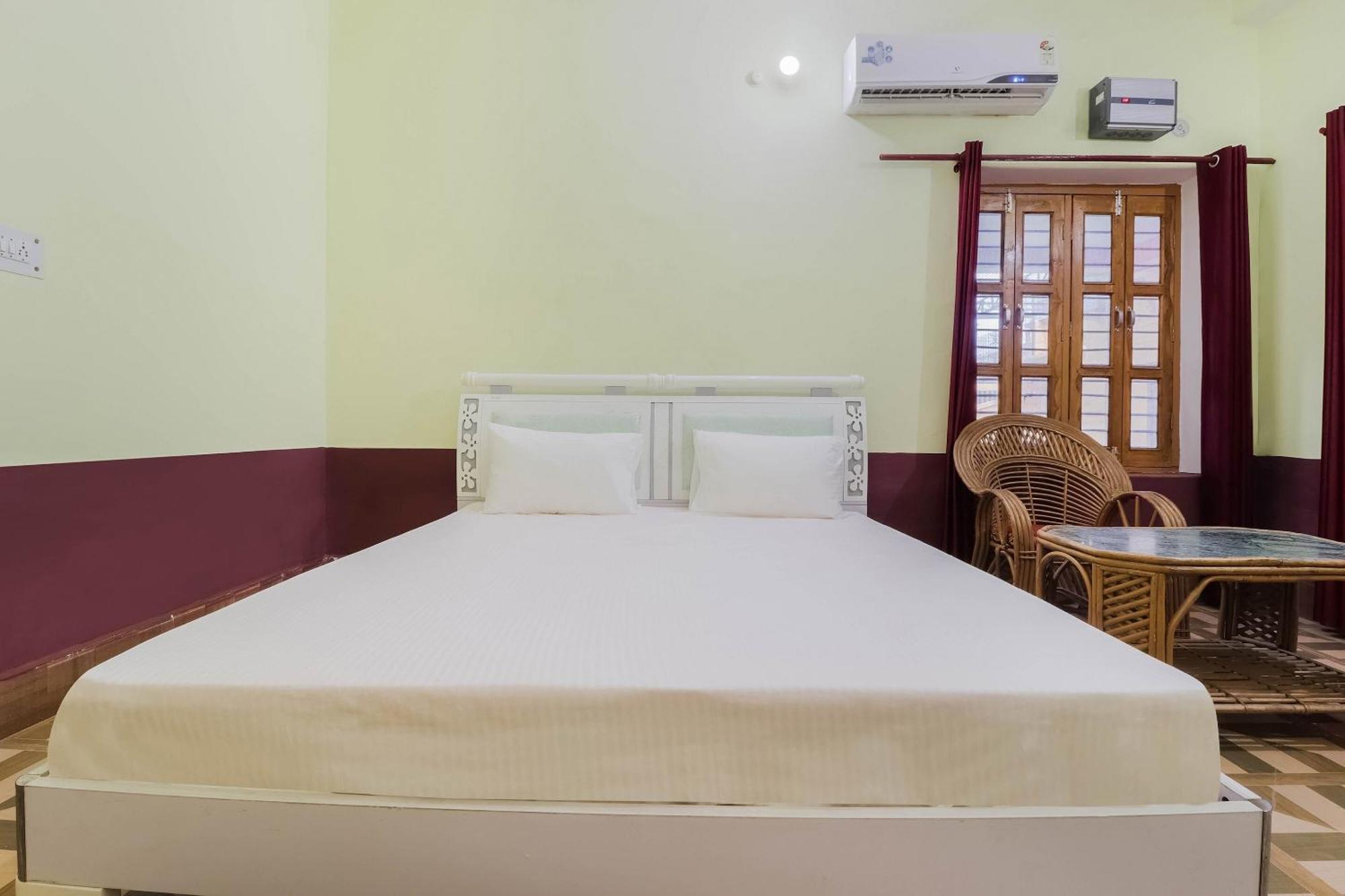 Hotel O Jyotish House Ayodhya Extérieur photo