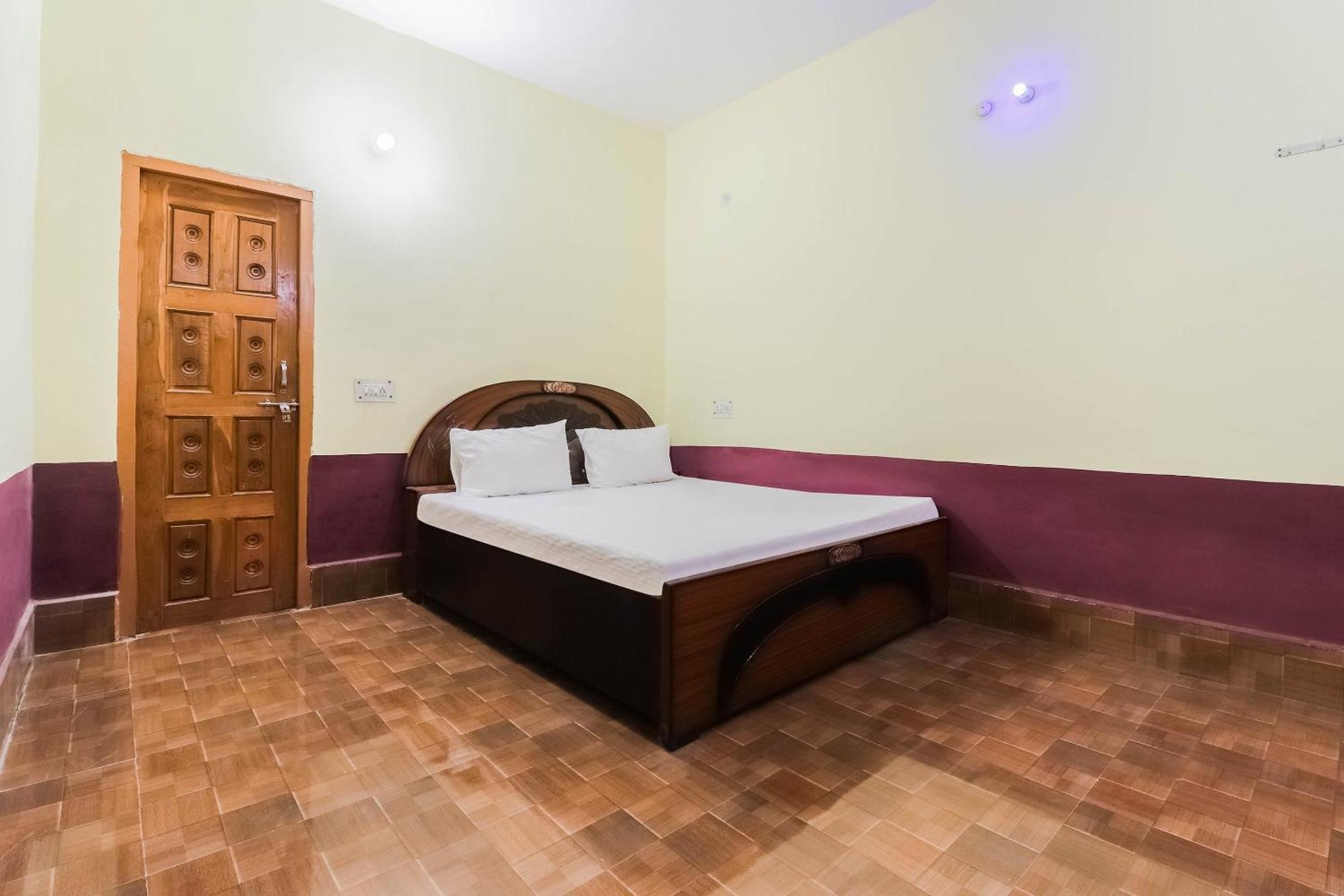 Hotel O Jyotish House Ayodhya Extérieur photo